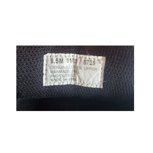 Timberland 6-Inch Waterproof Boots (Sz 9.5M) - Picture 8 of 11